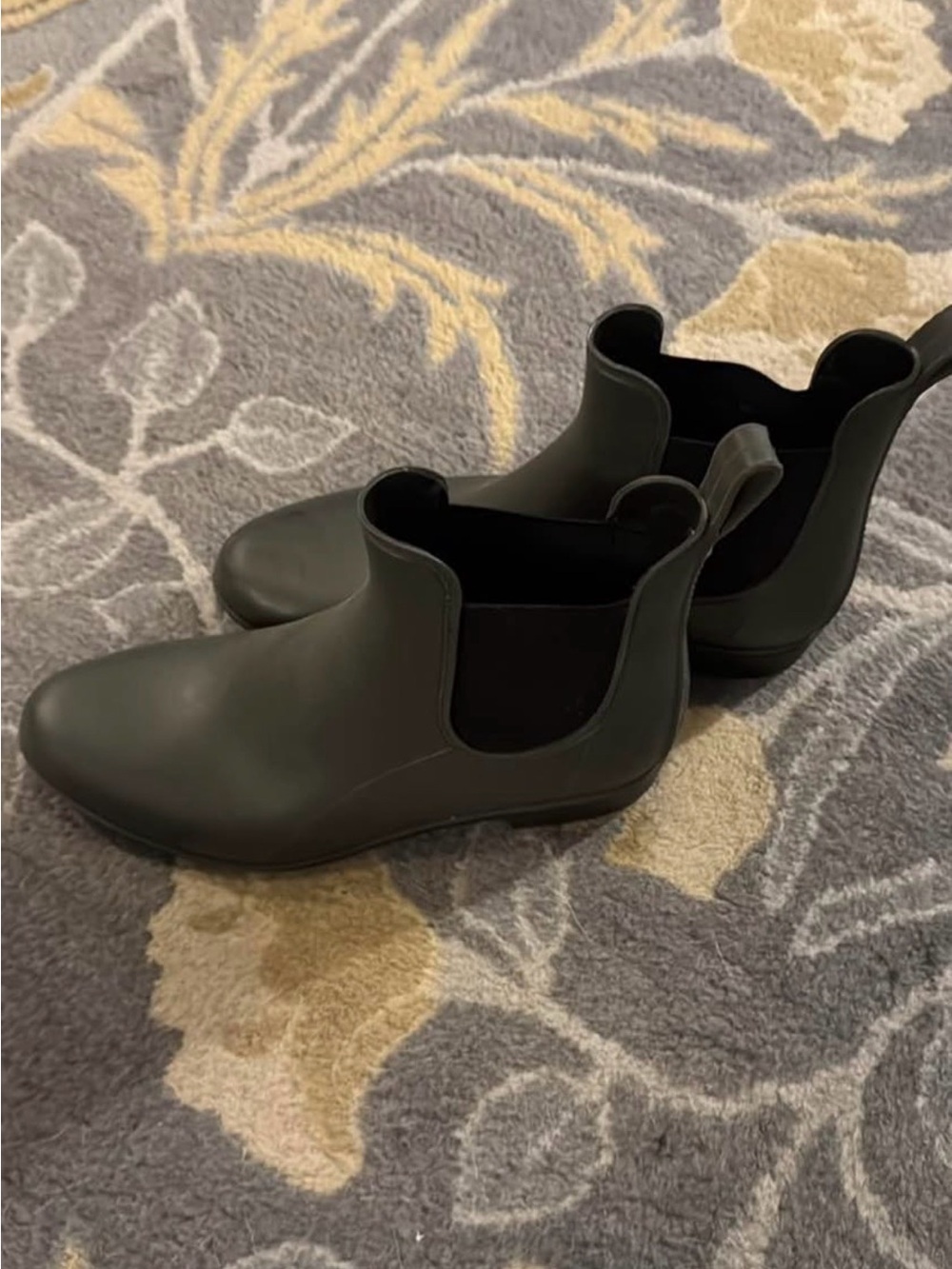 Sam Edelman Women’s Chelsea Ankle Boots in Dark Green